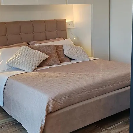 Mini Loft Moderno Di Fronte Zoomarine Апартаменты *