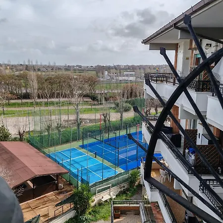 Mini Loft Moderno Di Fronte Zoomarine * Торваяника
