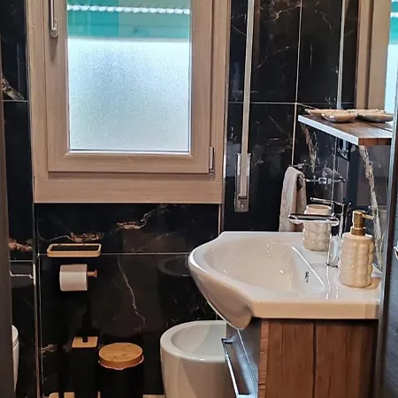 Mini Loft Moderno Di Fronte Zoomarine Апартаменты Торваяника